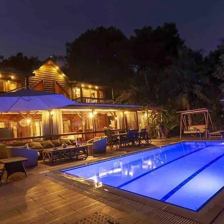 Very Special Villa, 63 Great For Family Reunions