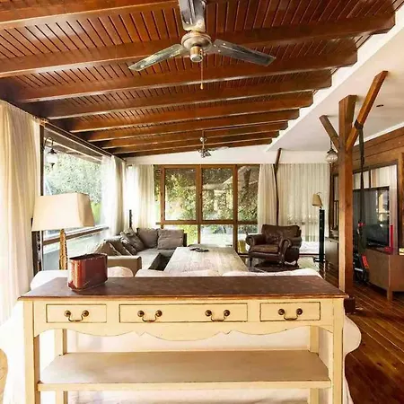 Very Special Villa, 63 Great For Family Reunions 호텔 4*