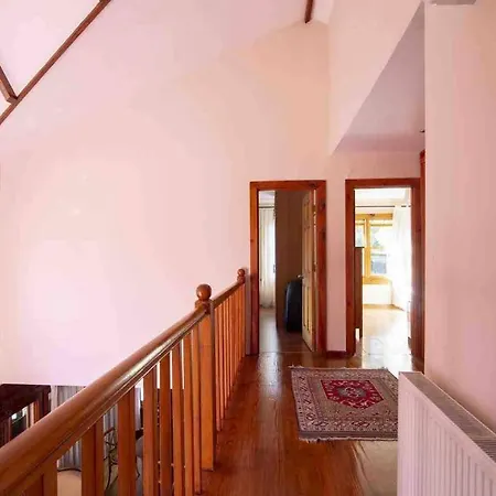 Very Special Villa, 63 Great For Family Reunions 4*