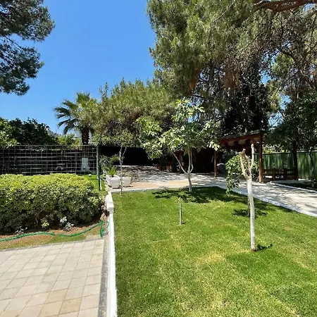Very Special Villa, 63 Great For Family Reunions